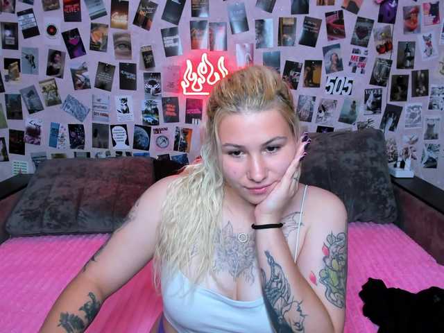 Ulya11Cutex live cam on BongaCams