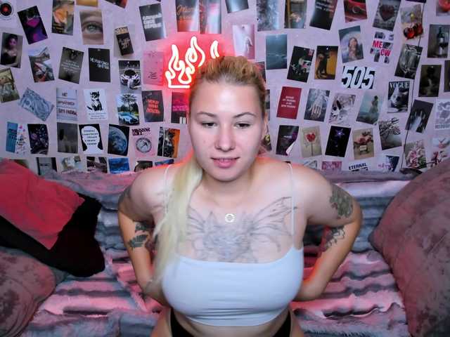 Ulya11Cutex live webcam show