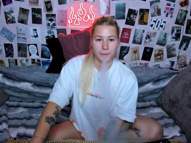 Ulya11Cutex live webcam show
