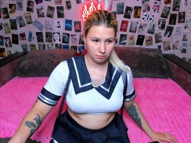 Ulya11Cutex live cam on BongaCams