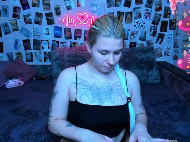 Ulya11Cutex's BongaCams show and profile