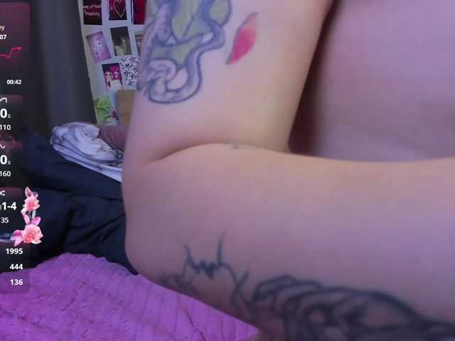 Ulya11Cutex live cam on BongaCams