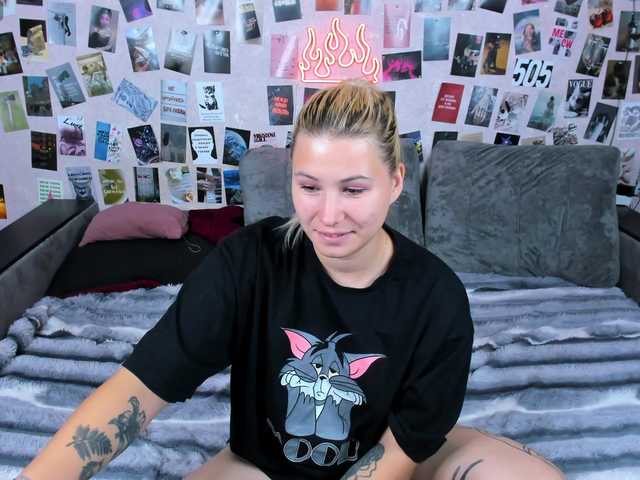 Ulya11Cutex live cam on BongaCams