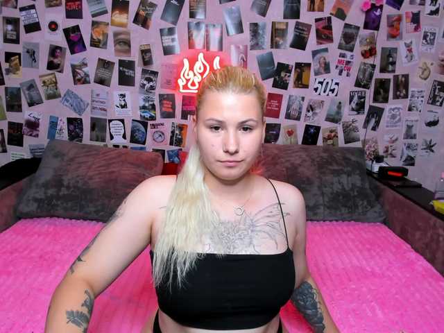 Ulya11Cutex live cam on BongaCams