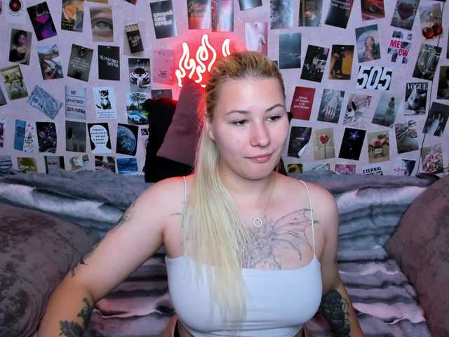 Ulya11Cutex live webcam show