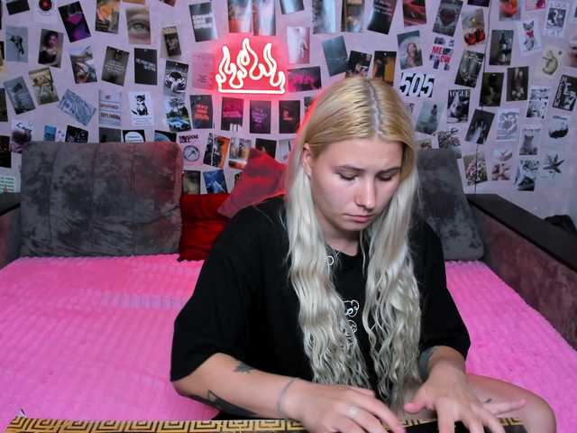 Ulya11Cutex live cam on BongaCams