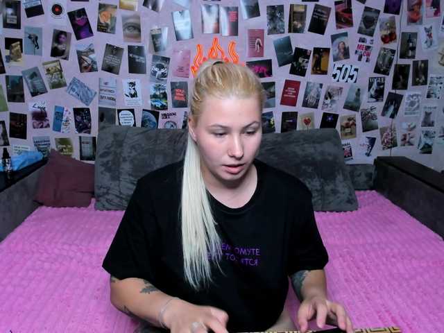 Ulya11Cutex live cam on BongaCams