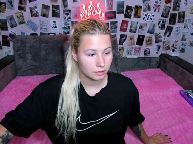 Ulya11Cutex webcam