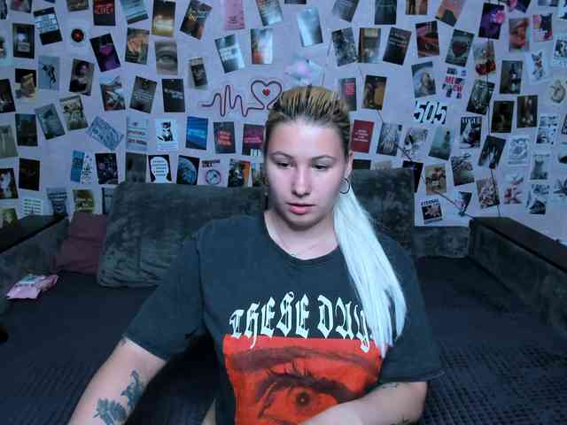 Ulya11Cutex webcam