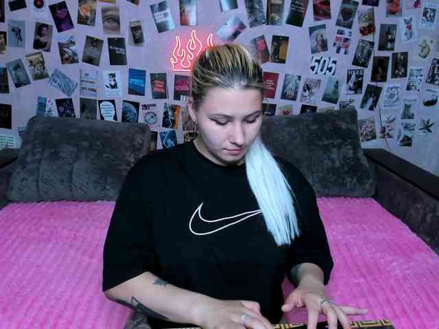 Ulya11Cutex webcam