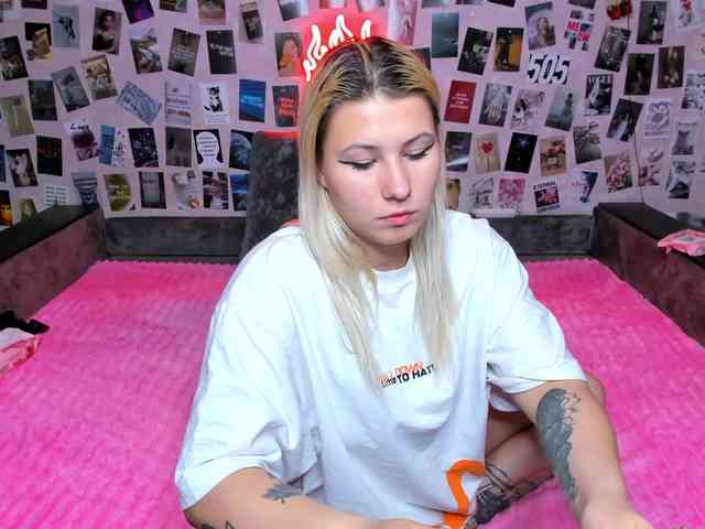 Ulya11Cutex Live Webcam on BongaCams
