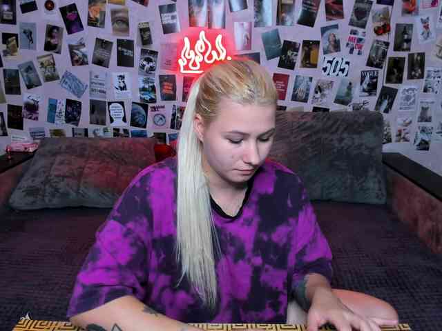 Ulya11Cutex webcam