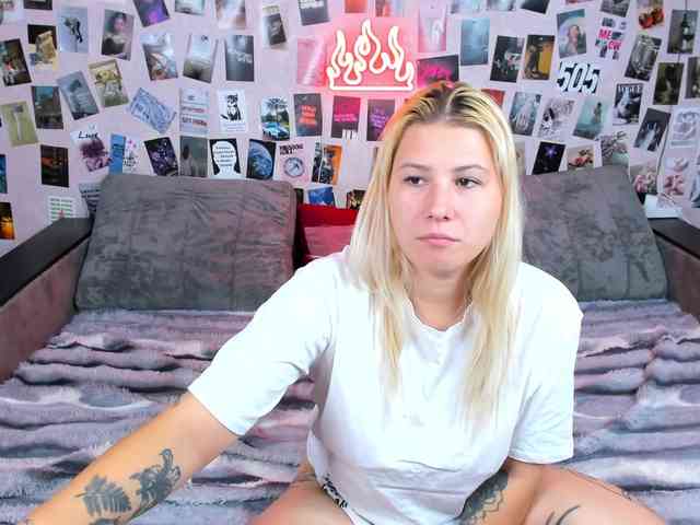 Ulya11Cutex webcam
