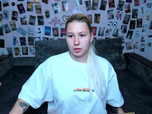 Ulya11Cutex webcam