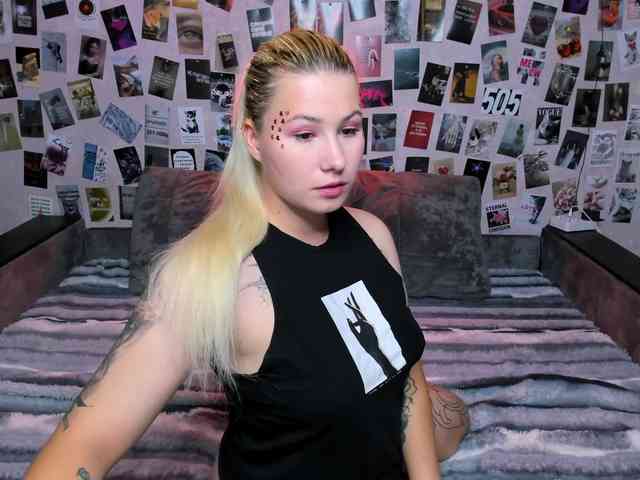 Ulya11Cutex webcam