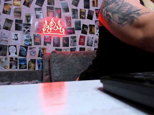 Ulya11Cutex webcam