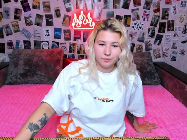 Ulya11Cutex webcam