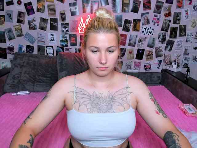 Ulya11Cutex webcam