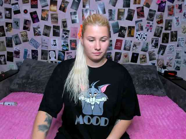 Ulya11Cutex webcam