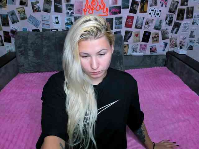 Ulya11Cutex webcam