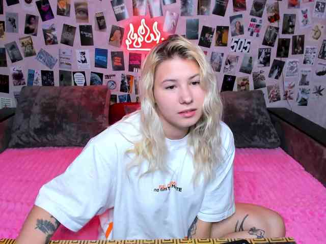 Ulya11Cutex webcam