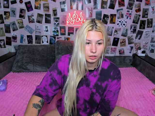Ulya11Cutex webcam