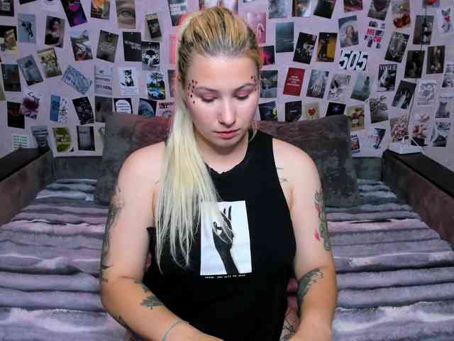 Ulya11Cutex webcam