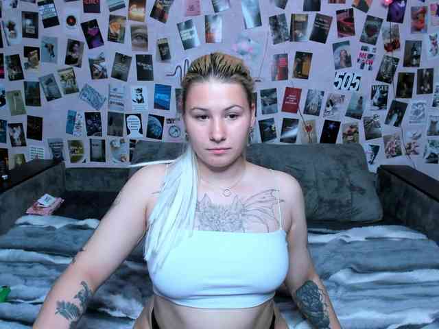 Ulya11Cutex webcam