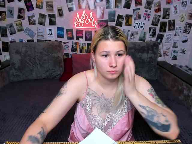 Ulya11Cutex webcam
