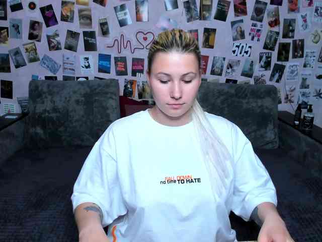Ulya11Cutex webcam