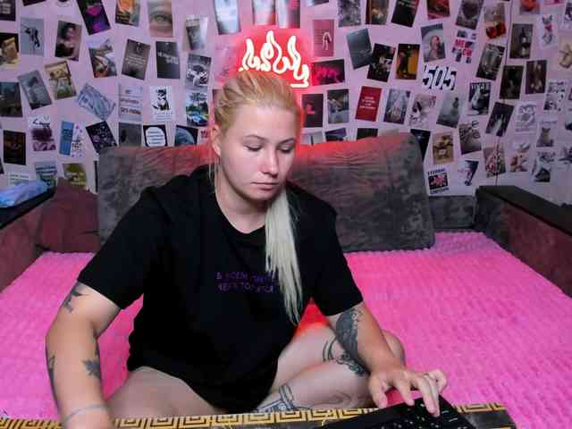 Ulya11Cutex webcam