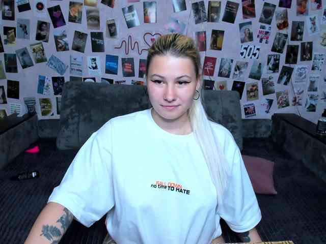 Ulya11Cutex webcam