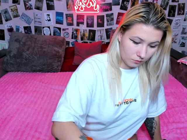 Ulya11Cutex webcam
