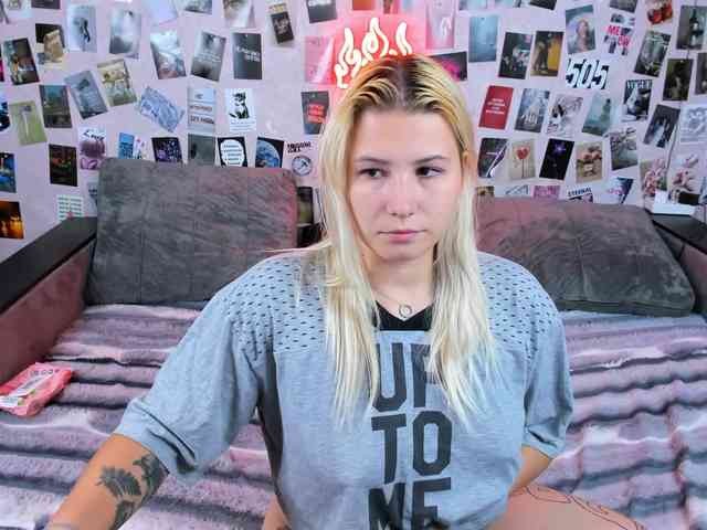 Ulya11Cutex webcam