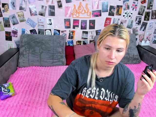 Ulya11Cutex webcam