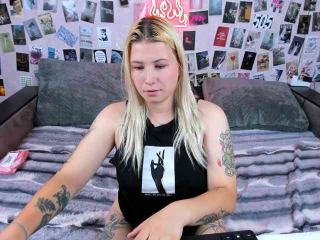 Ulya11Cutex webcam