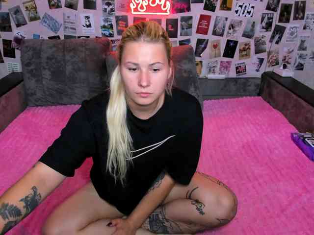Ulya11Cutex webcam