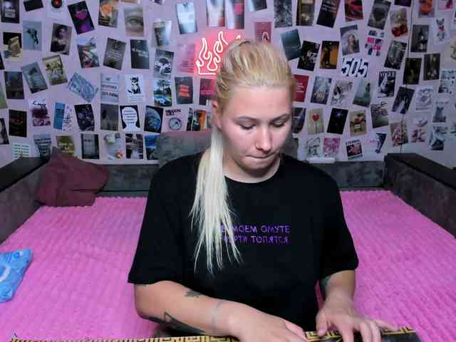 Ulya11Cutex webcam
