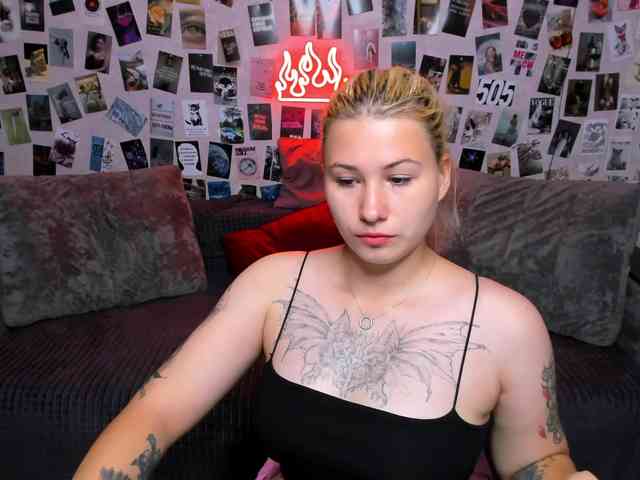 Ulya11Cutex webcam
