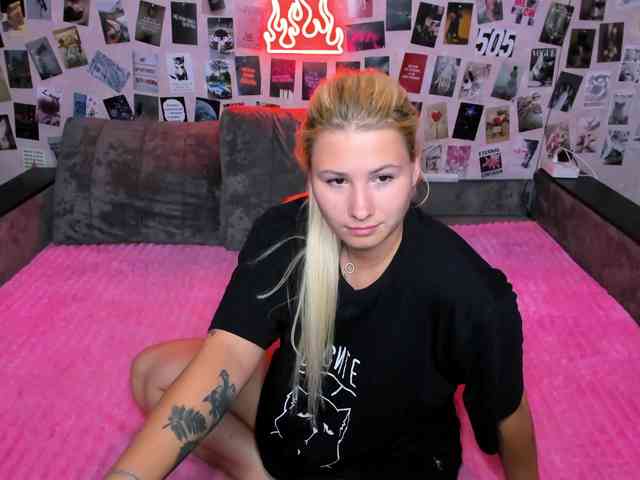 Ulya11Cutex webcam