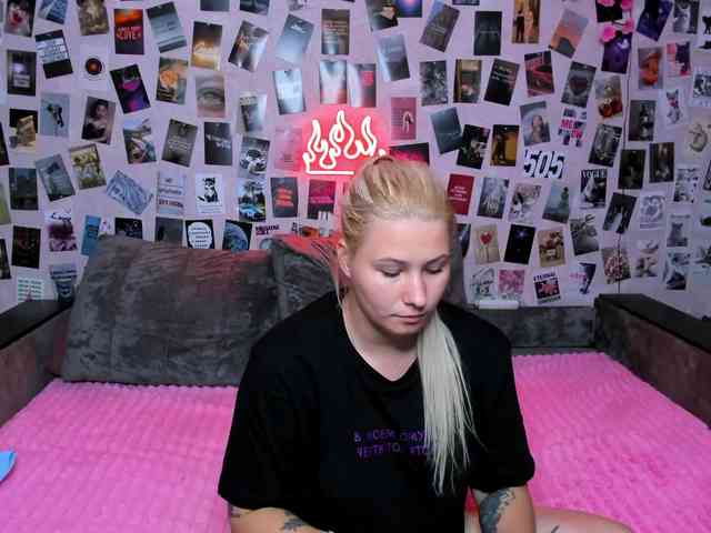 Ulya11Cutex webcam