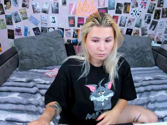 Ulya11Cutex webcam