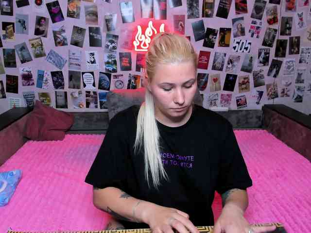 Ulya11Cutex webcam