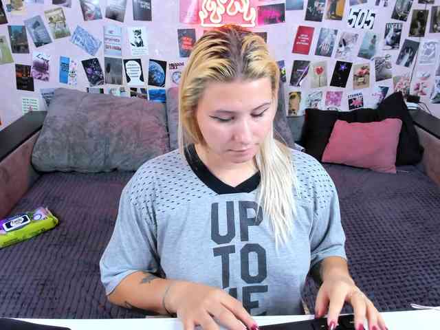 Ulya11Cutex webcam