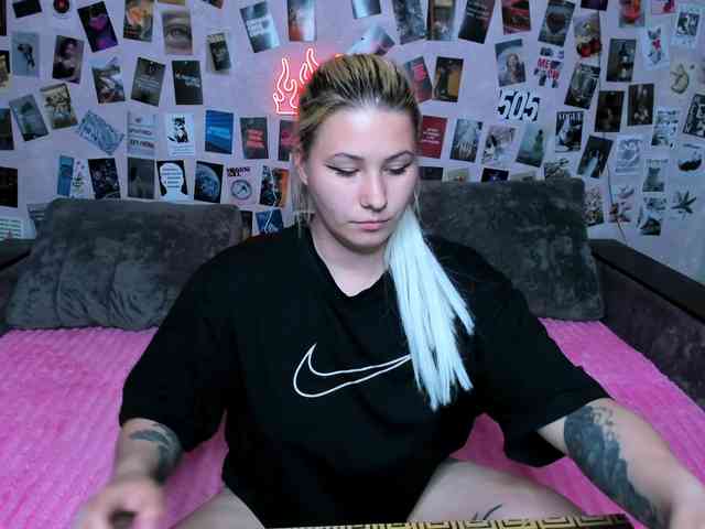 Ulya11Cutex webcam