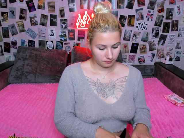 Ulya11Cutex webcam