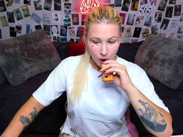 Ulya11Cutex webcam