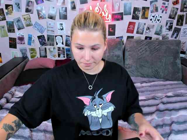 Ulya11Cutex webcam