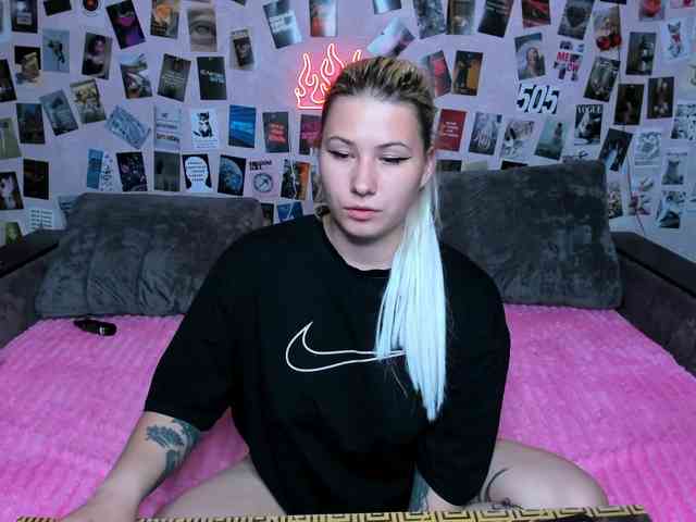 Ulya11Cutex webcam