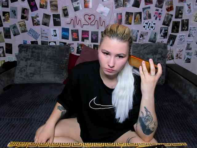 Ulya11Cutex webcam